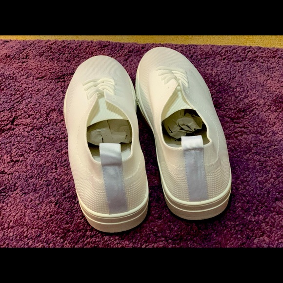 NEW FRENCH CONNECTION- Knit White Sneakers for Men (43) - Picture 3 of 5